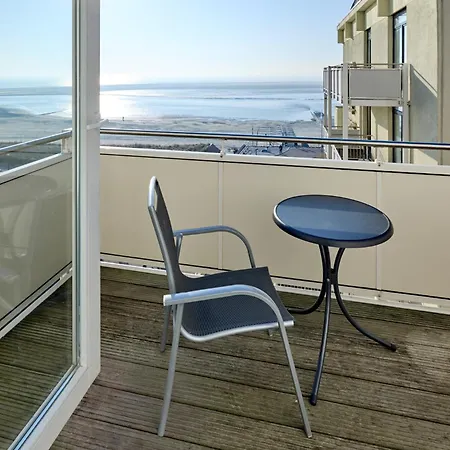 Strandhotel Vierjahreszeiten Borkum Exterior photo