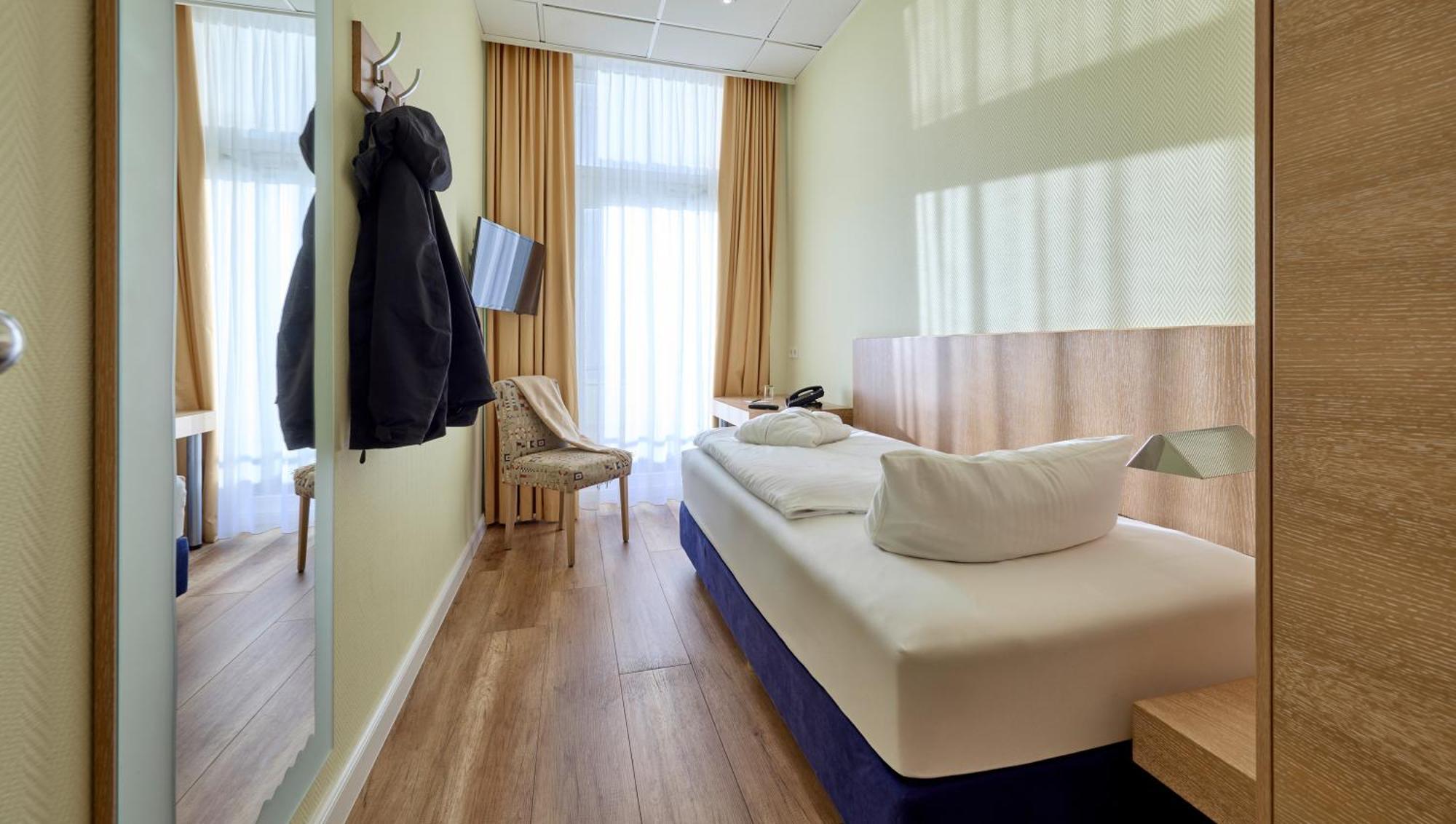 Strandhotel Vierjahreszeiten Hotel Borkum